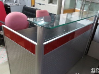 圖 二手市場,辦公家具,大量的屏風卡位,電腦桌椅要賣 廣州辦公用品